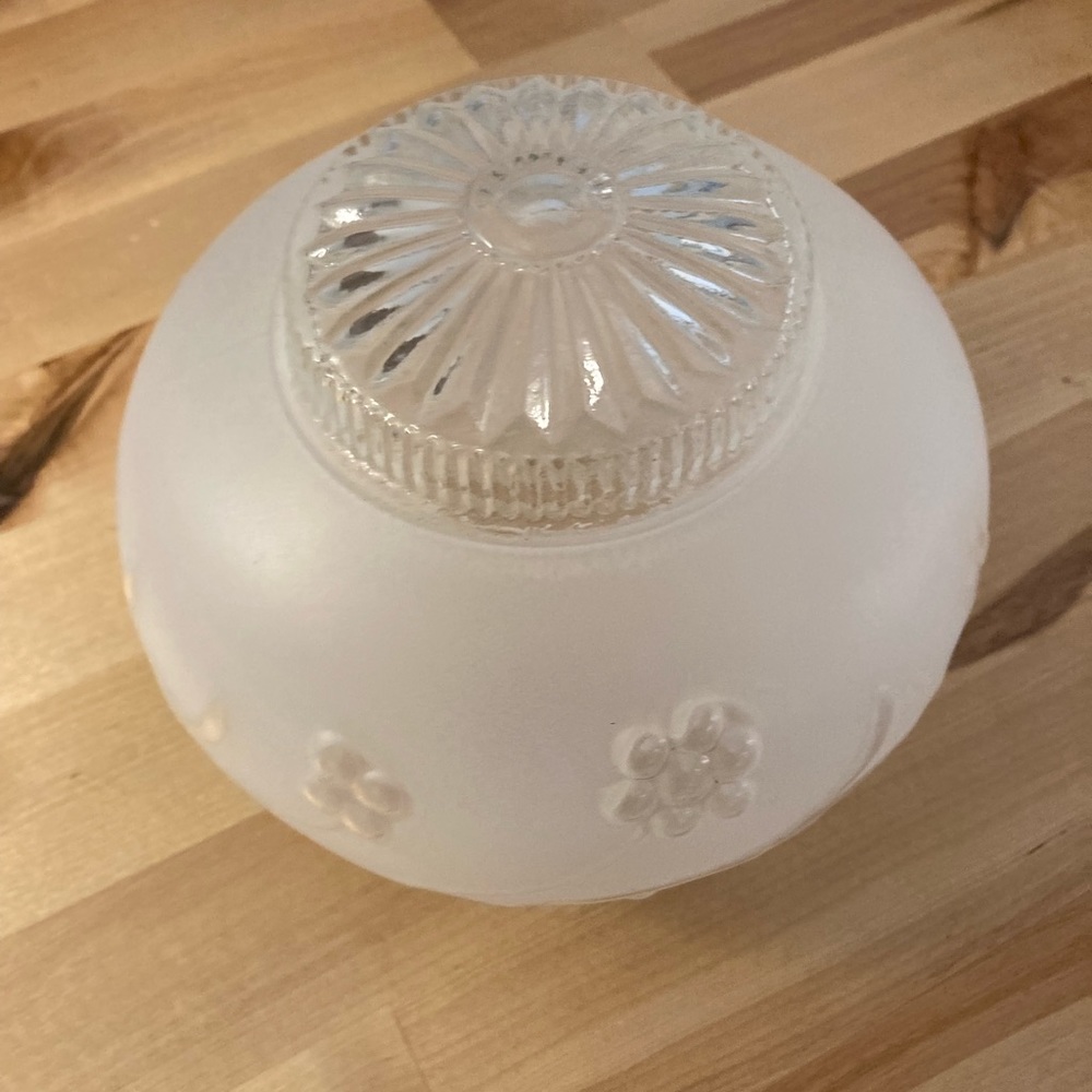 Light fixture. Clear/Frost glass. No chips, marks, etc